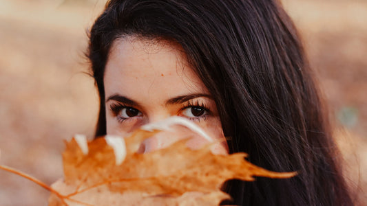 Transición estacional: cómo adaptar tu piel y cabello del verano al otoño